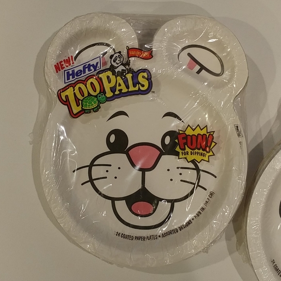 NWT hefty ZOOPALS 2 packs of 24 plates RARE - Picture 3 of 6